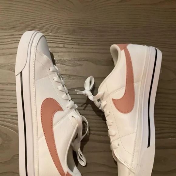 NEW Nike Court Legacy Shoes, size 10 RARE - Picture 9 of 12